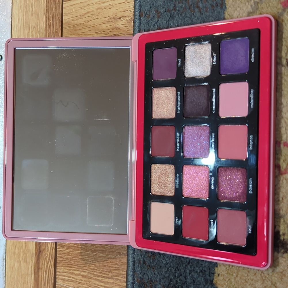 Natasha Denona Love Eyeshadow Palette